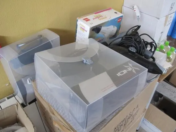14#2503 Stock di prodotti ed attrezzature per estetista