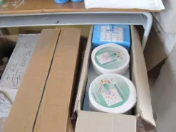 14#2503 Stock di prodotti ed attrezzature per estetista