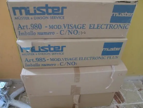 14#2503 Stock di prodotti ed attrezzature per estetista