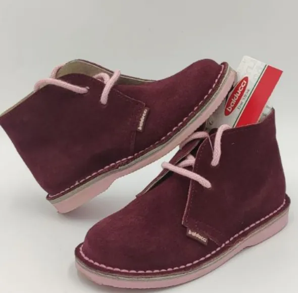 Stock scarpe nuove di marchi italiani