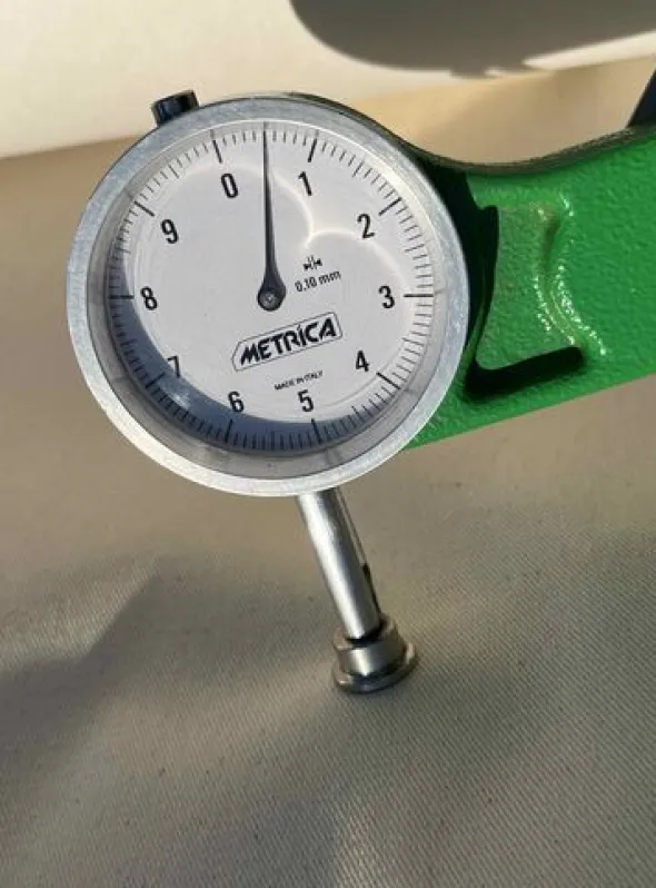Stock tessuto grezzo adesivo – KG. 300