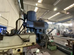 22#8851 Strozzatrice e Fresatrice Adria Machine
