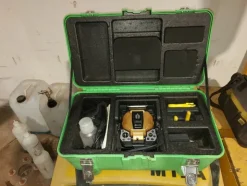 39#7725 Strumenti per lavori stradali fibra ottica