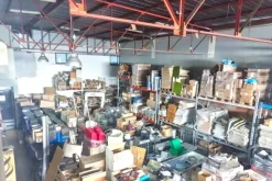 #2537364 Struttura commerciale con cortile carrabile