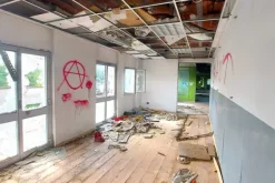 #24843 Struttura direzionale con terrazzi e cortile