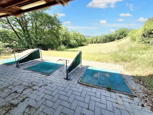 #15016 Struttura ricettiva con centro benessere e campo da golf