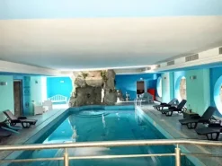 #15016 Struttura ricettiva con centro benessere e campo da golf