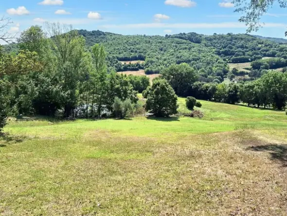 #15016 Struttura ricettiva con centro benessere e campo da golf