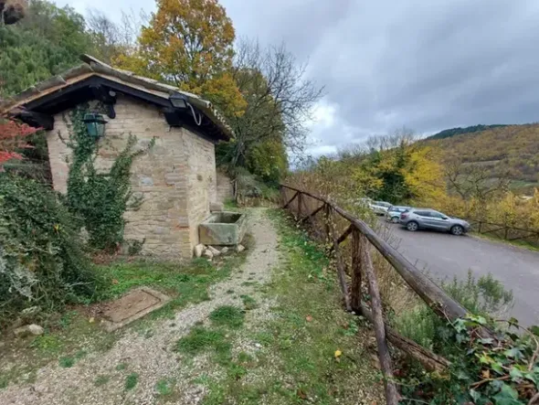 #15016 Struttura ricettiva con centro benessere e campo da golf