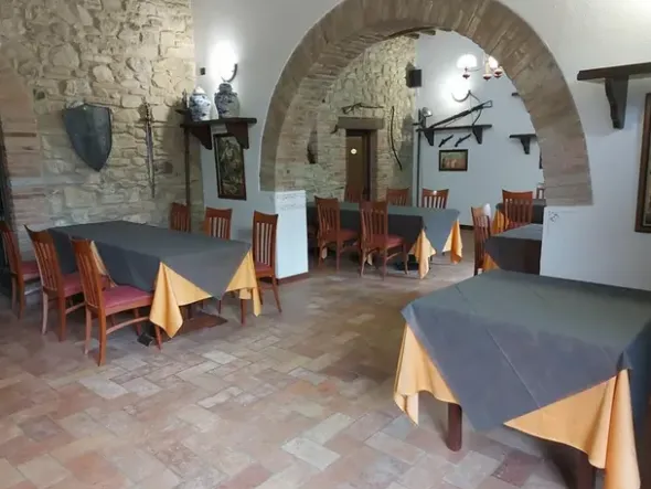 #15016 Struttura ricettiva con centro benessere e campo da golf
