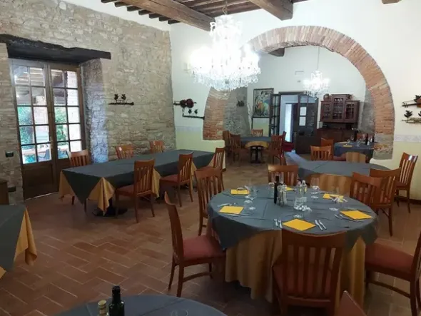 #15016 Struttura ricettiva con centro benessere e campo da golf