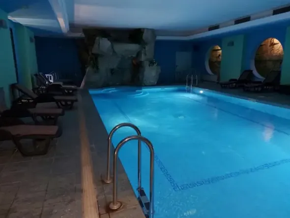 #15016 Struttura ricettiva con centro benessere e campo da golf