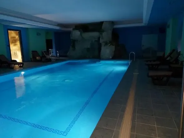 #15016 Struttura ricettiva con centro benessere e campo da golf