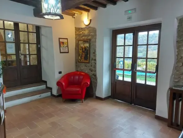#15016 Struttura ricettiva con centro benessere e campo da golf