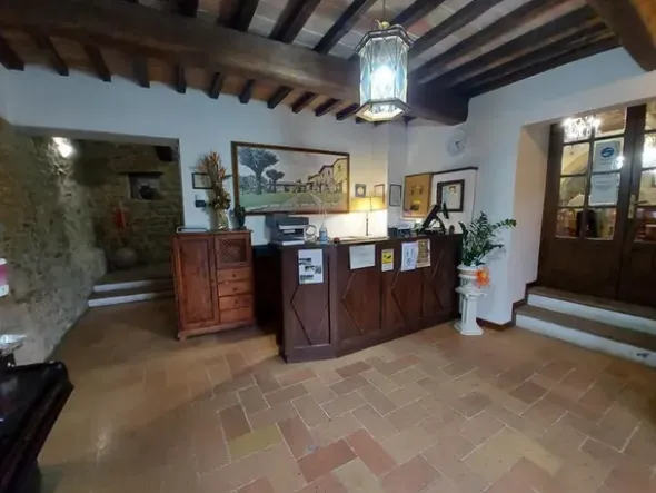 #15016 Struttura ricettiva con centro benessere e campo da golf
