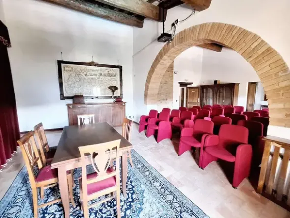 #15016 Struttura ricettiva con centro benessere e campo da golf