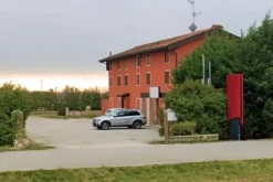 #14761 Struttura ricettiva con ristorante e piscina