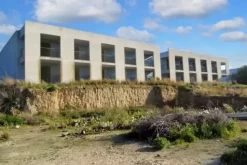 #6745 Struttura turistica in costruzione vicino al mare