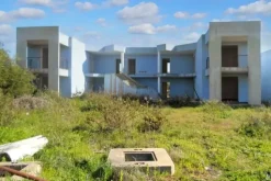 #6745 Struttura turistica in costruzione vicino al mare