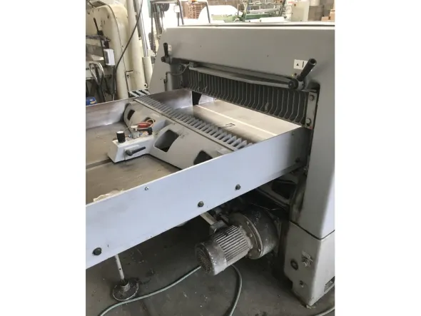 Tagliacarte Schneider-Werk + pareggiatore