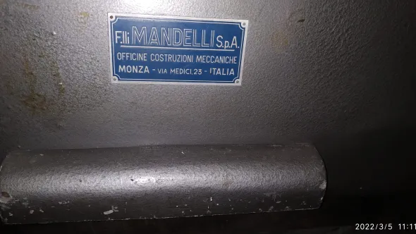 Tagliacarte semi-automatico Mandelli