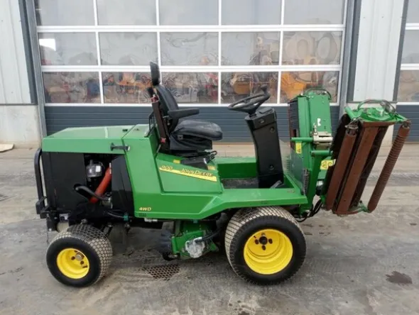 21#7214 Tagliaerba John Deere