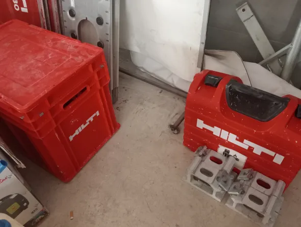 TAGLIAMURI DST 20-CA 3X400V HILTI
