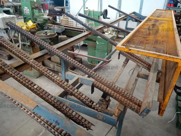 8#9205 Taglia quadrotti Omar