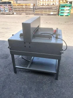 Taglierina elettrica per cartotecnica
