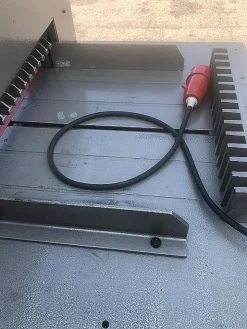 Taglierina elettrica per cartotecnica
