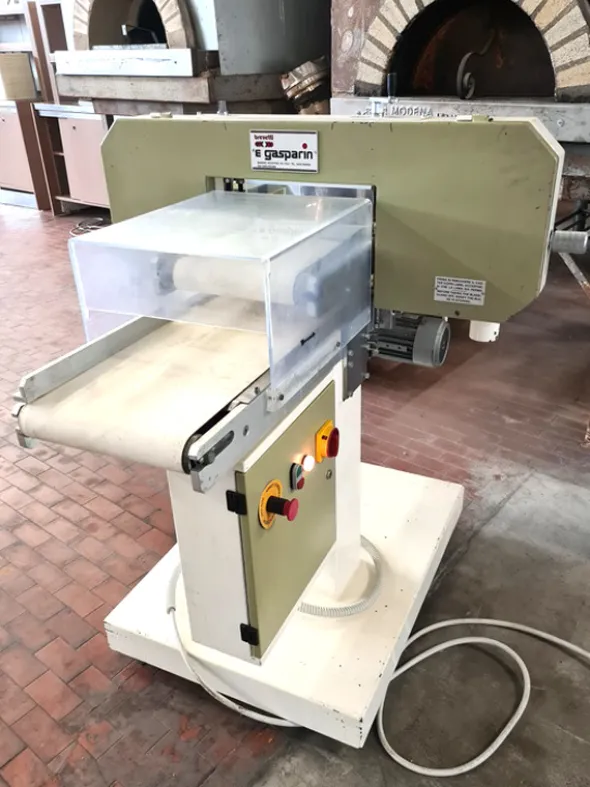 taglierina orizzontale per pane usata
