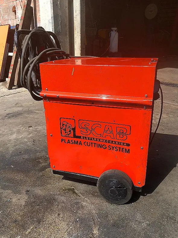 Taglio plasma SCAB plasma Star 33