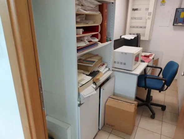 4#7341 Tavoli da lavoro