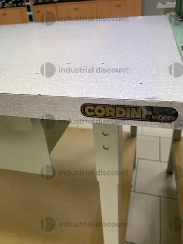 11#9553 Tavolo da lavoro Cordini