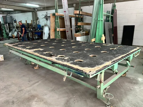 Tavolo da taglio per vetro (usato) 3x2m