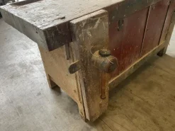 Tavolo falegname banco in legno
