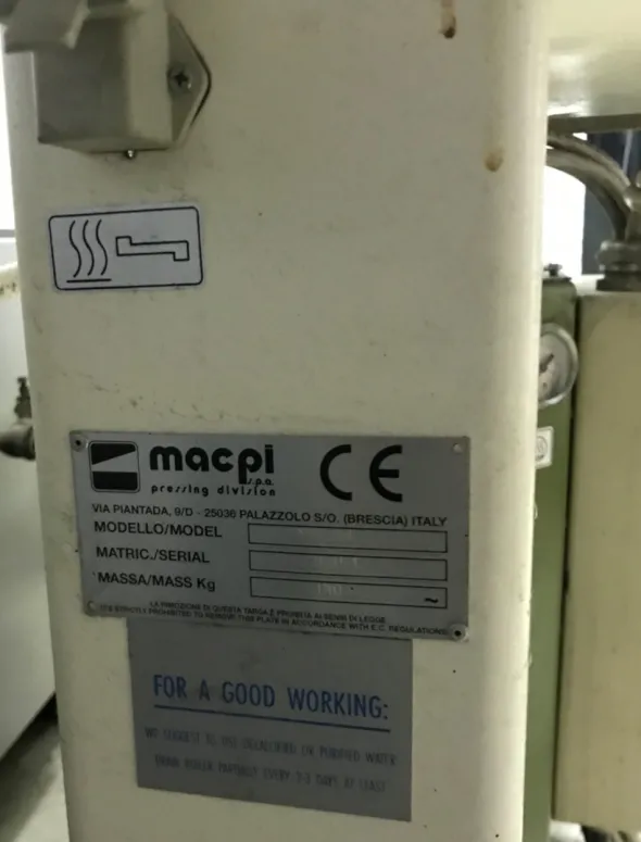 Tavolo stiro Macpi