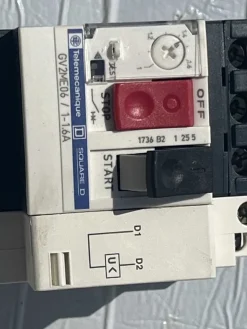 TELEMECANIQUE Interruttore protezione motore trifase