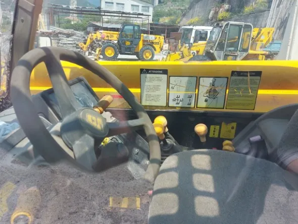 5#7766 Telescopico JCB