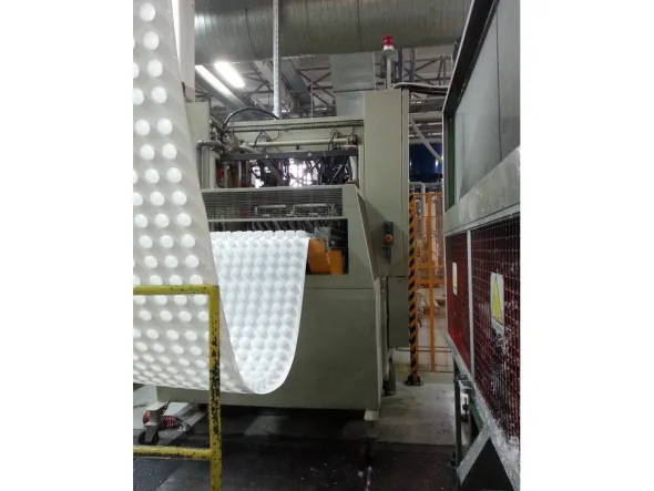 TERMOFORMA-IMPILA BICCHIERI (40 cp/m) produz fino al 2017