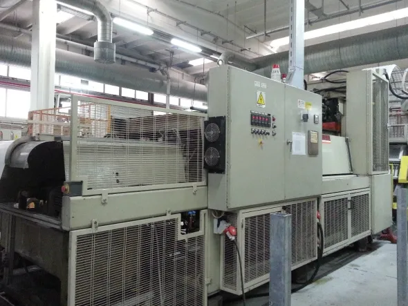 TERMOFORMA-IMPILA BICCHIERI (40 cp/m) produz fino al 2017