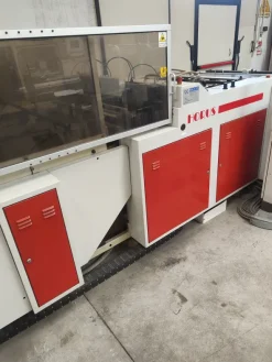 TERMOSALDATRICE AUTOMATICA