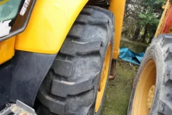 40#3918 Terna escavatore JCB 3CX