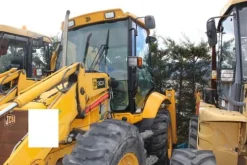 40#3918 Terna escavatore JCB 3CX