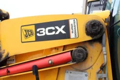 40#3918 Terna escavatore JCB 3CX
