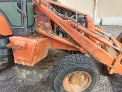 3#7884 Terna gommata Fiat Kobelco FB 100.2