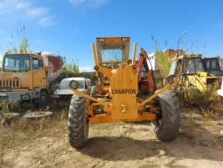 1#7975 Terna gommata Palazzani e Sollevatore con forche Manitou