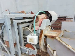1#7975 Terna gommata Palazzani e Sollevatore con forche Manitou
