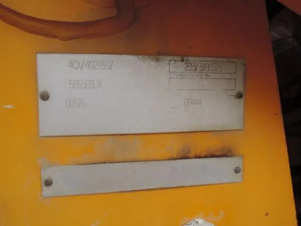 16#2100 Terna JCB 4CX