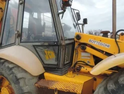 16#2100 Terna JCB 4CX